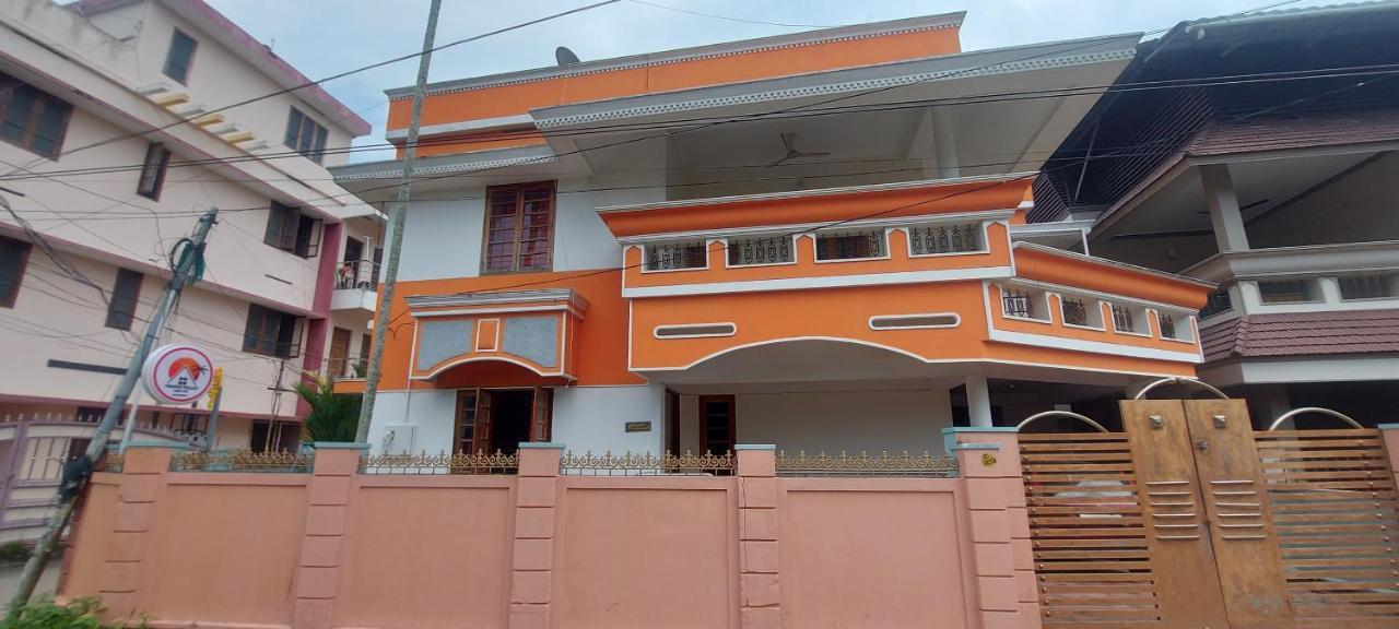 Orange Valley Homestay Trivandrum Thiruvananthapuram Екстер'єр фото